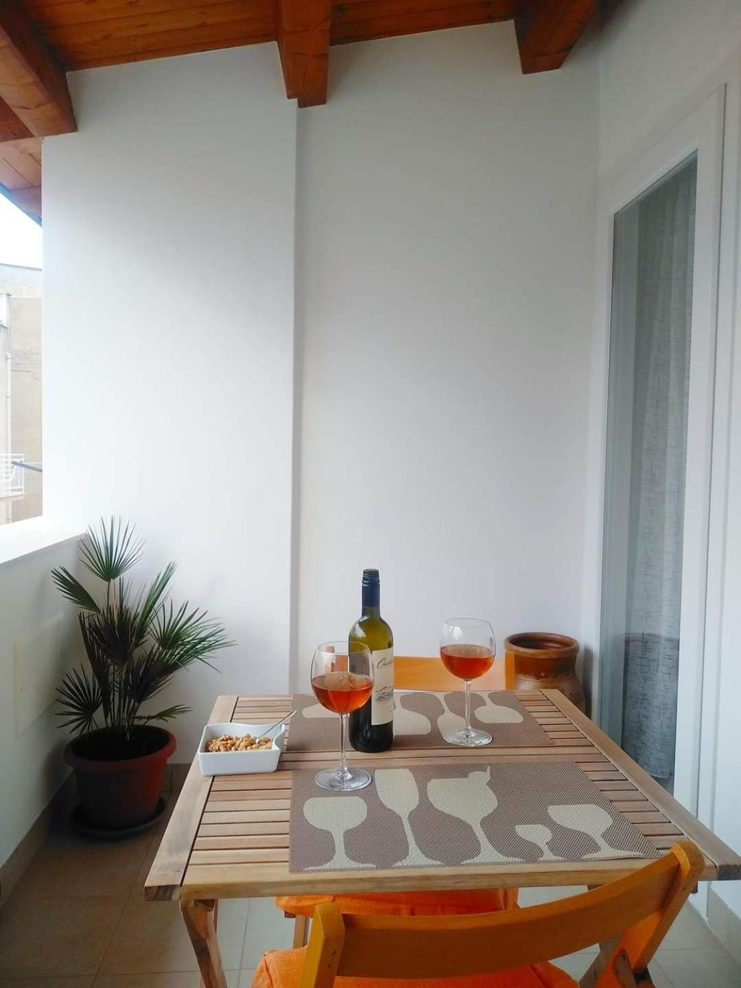 Alcamo Rooms Con Garage Privato Oda fotoğraf